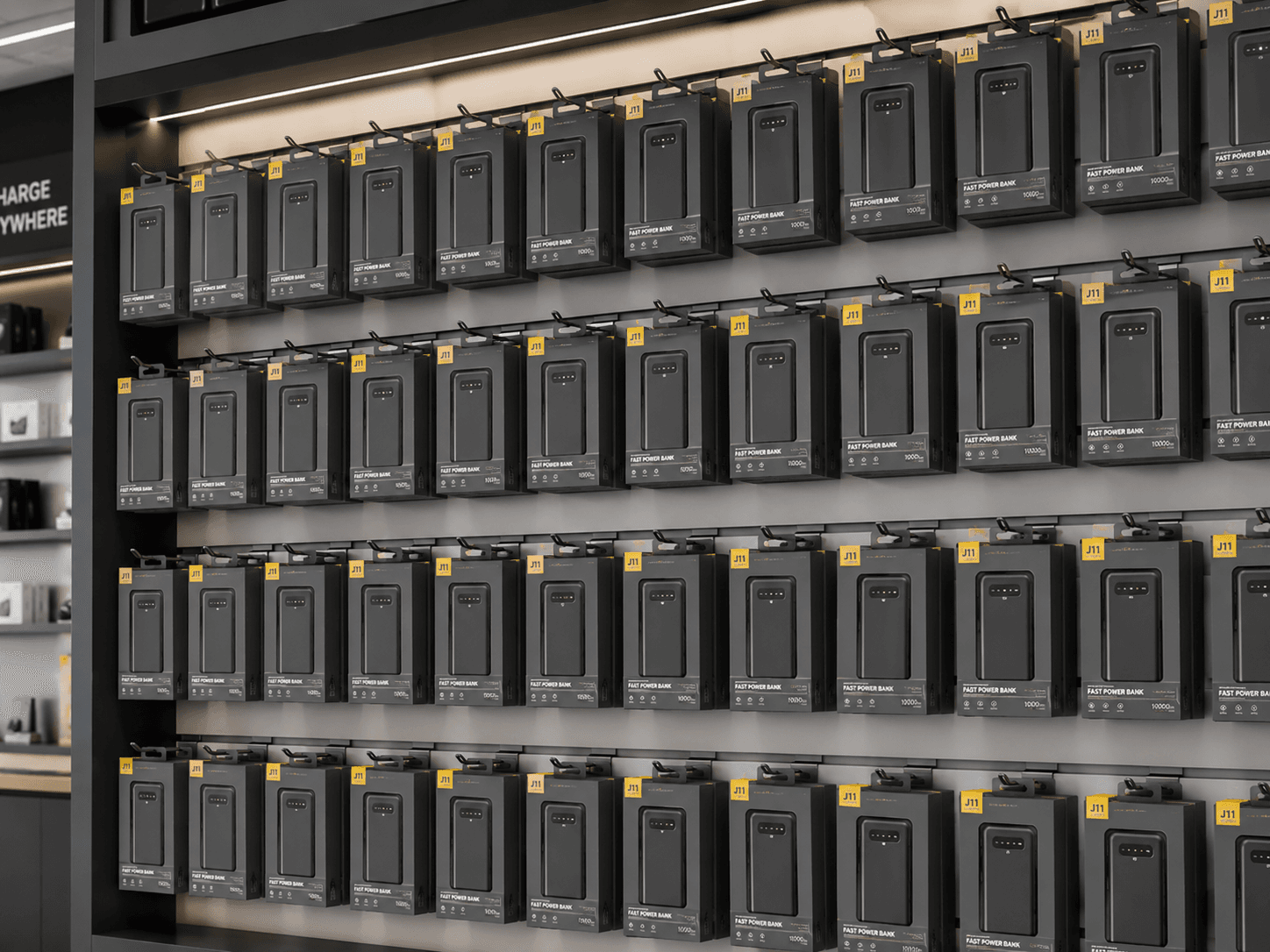 TOPTAI J17 100W fast power bank in a premium retail display